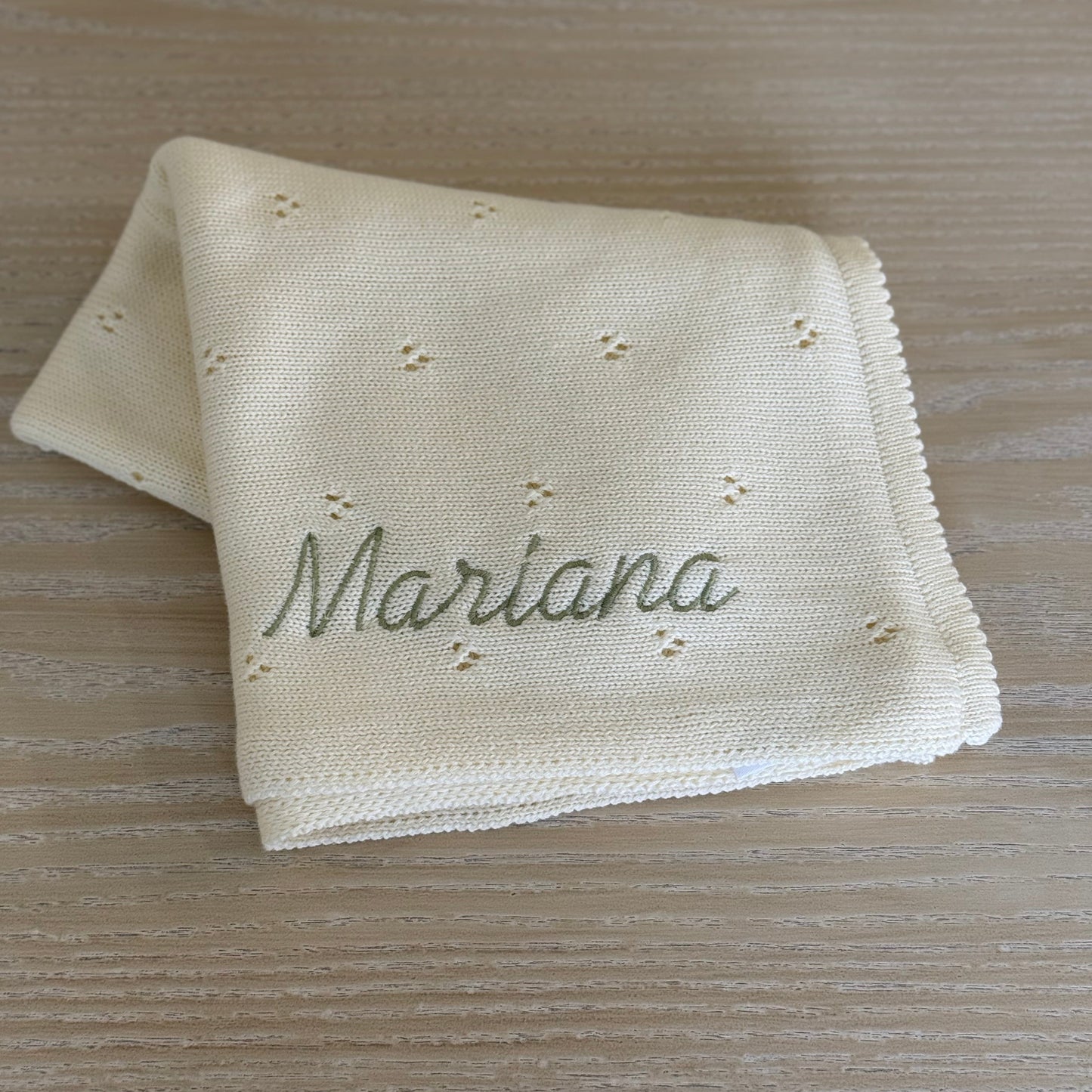 Cobija Tejida Personalizada Crema para Bebé