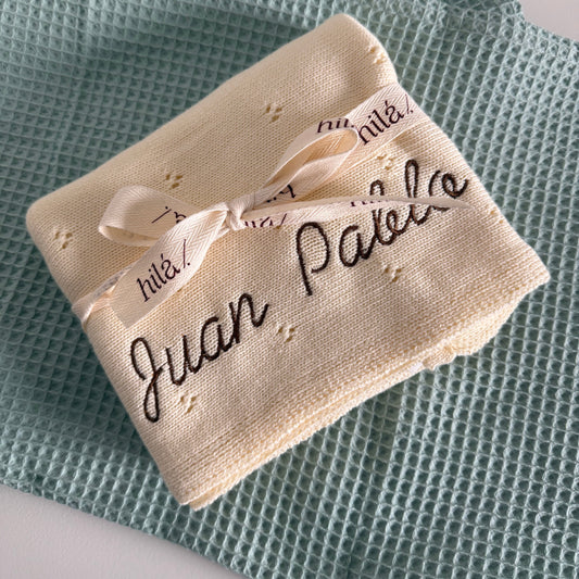 Cobija Tejida Personalizada Crema para Bebé